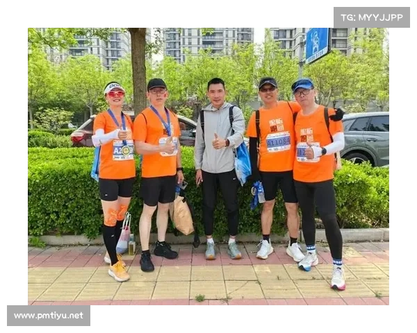 雇人陪跑马拉松或爬泰山到底值不值 经济与体验的双重考量 雇人陪跑马拉松或爬泰山到底值不值 经济与体验的双重考量