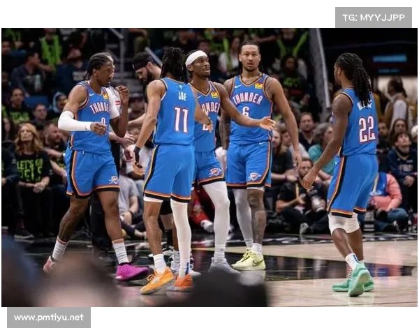 NBA总决赛舞台上的霸气指挥展现卓越领袖气质与团队凝聚力 NBA总决赛舞台上的霸气指挥展现卓越领袖气质与团队凝聚力