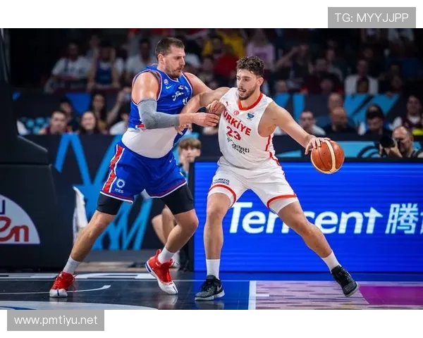 欧洲杯退役风波再度引发热议社交平台耐人寻味神秘留言持续发酵 欧洲杯退役风波再度引发热议社交平台耐人寻味神秘留言持续发酵